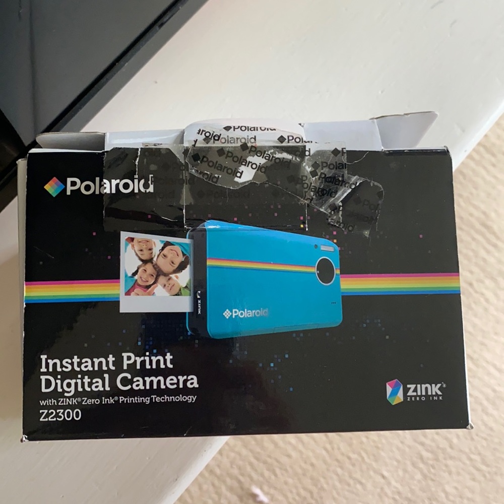 Poleroid camera!